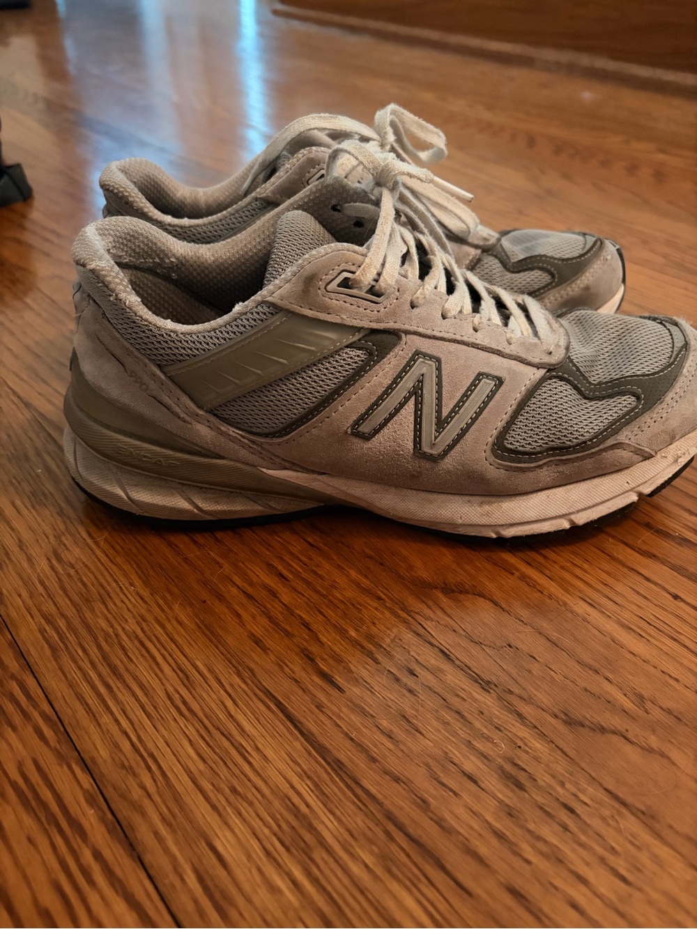 New Balance 990